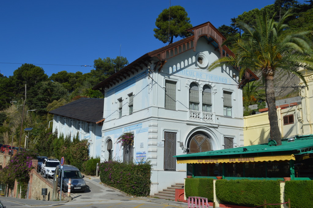Funicular train station