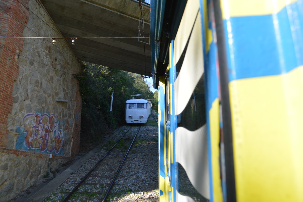 Funicular train